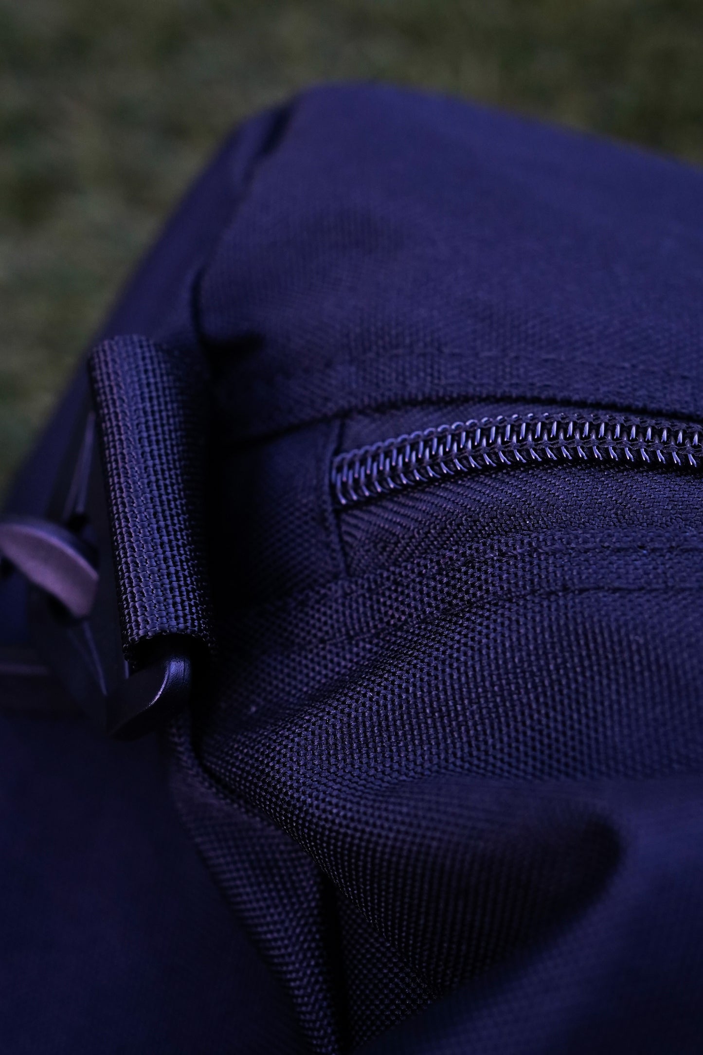 "THE HEARTTS CO." DUFFLE BAG